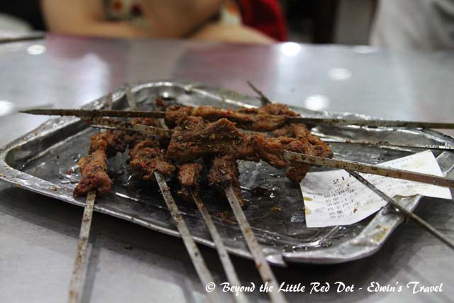 We found this restaurant that was packed with people. Their specialty was lamb kebabs.